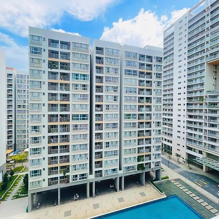 Secc Luxury 2-Br Apartment, Scenic Valley, Saigon Exhibition And Convention Center, Fv Hospital, Phu My Hung District 7 Ho Chi Minh City Exterior photo