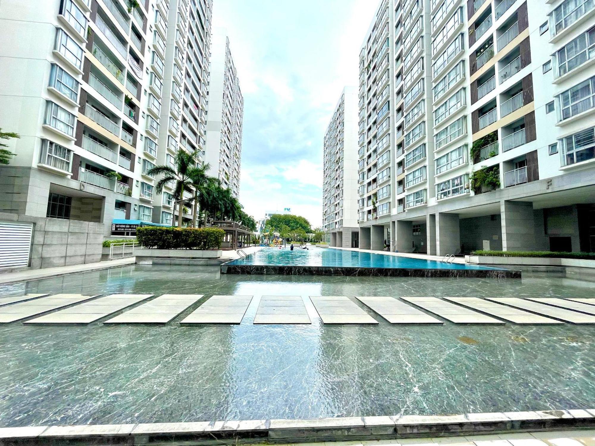 Secc Luxury 2-Br Apartment, Scenic Valley, Saigon Exhibition And Convention Center, Fv Hospital, Phu My Hung District 7 Ho Chi Minh City Exterior photo