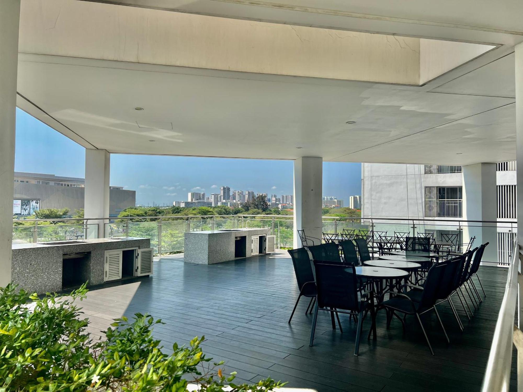 Secc Luxury 2-Br Apartment, Scenic Valley, Saigon Exhibition And Convention Center, Fv Hospital, Phu My Hung District 7 Ho Chi Minh City Exterior photo